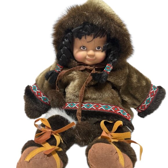 Alaskan-Inspired Rennoc Vintage Doll Eskimo Faux Fur Coat Boots - Picture 1 of 8